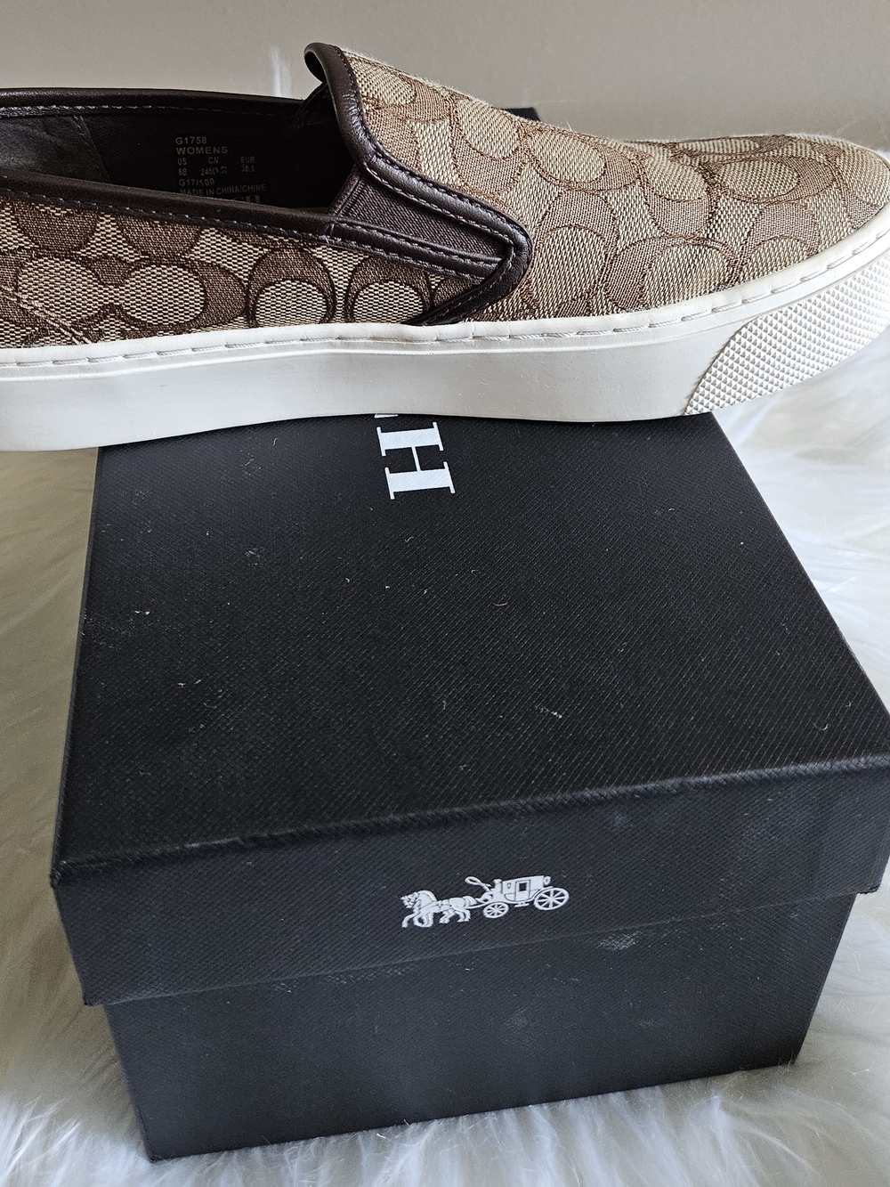 Coach Signature Canvas Slip-On Sneakers - Brown/Beige- SZ 8 EUC - Picture 6 of 12